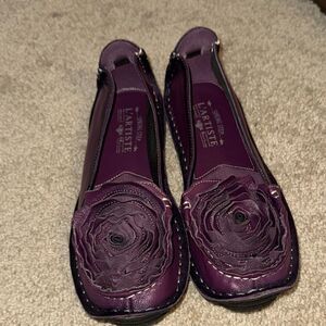 L'ATISTE by Spring step Dezi Purple Rosette loafer Flats nwob sz 39